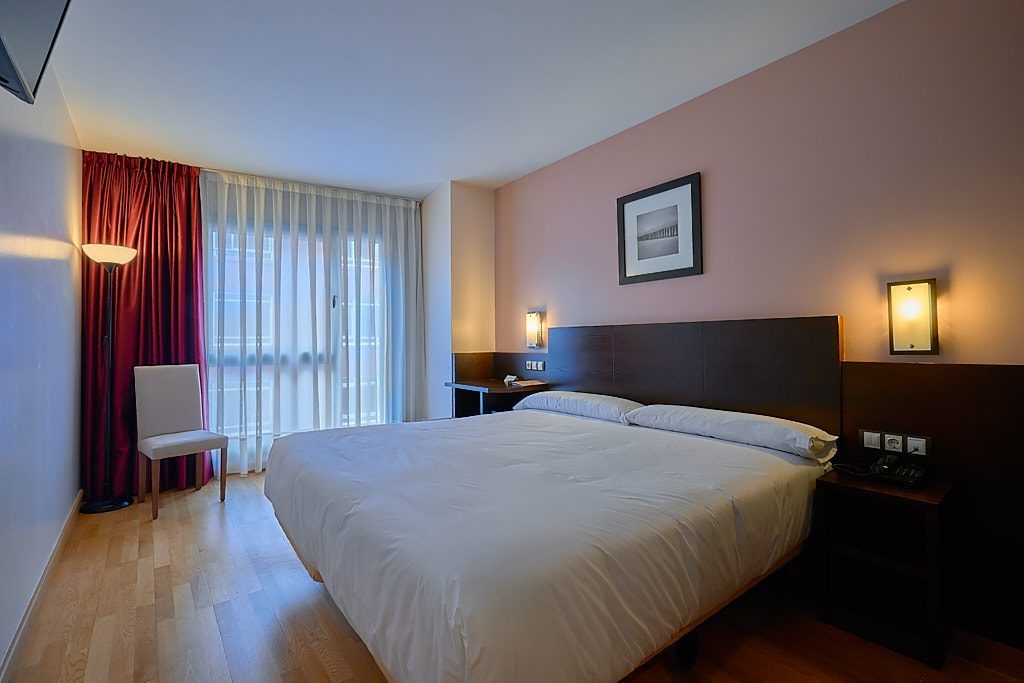 PARKING PRIVADO HOTEL CASTRO REAL OVIEDO
