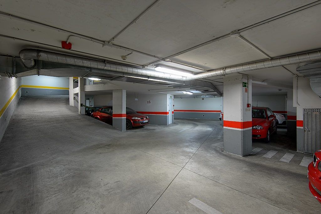 PARKING PRIVADO HOTEL CASTRO REAL OVIEDO